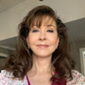 Meet your Posher, Connie